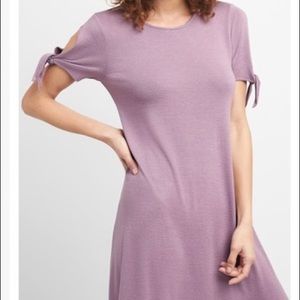 New with tags, Gap purple dress with tie sleeves. Size XS